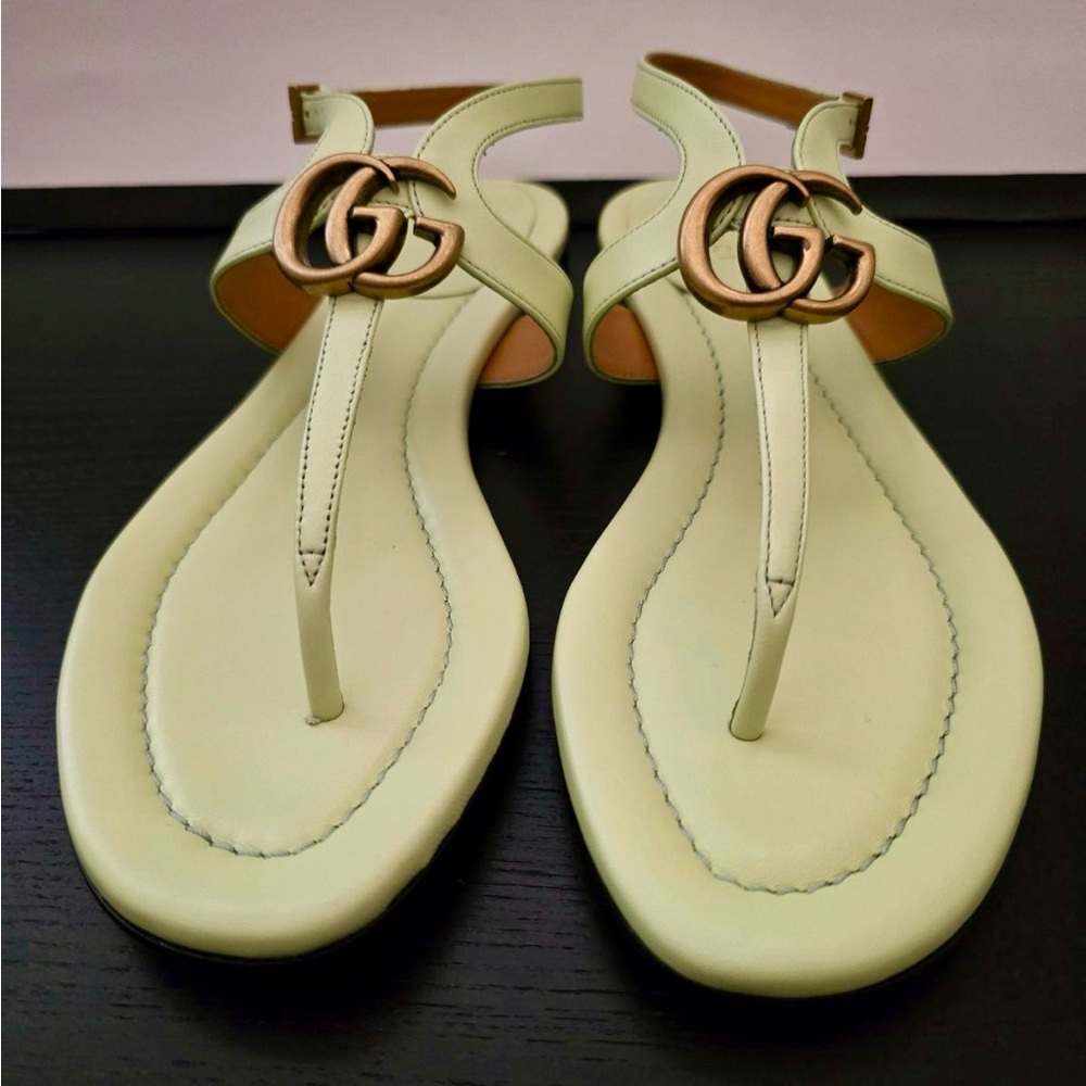 Gucci Double G Thong Sandals - Picture 6 of 9